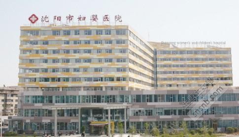 我做借卵试管婴儿已经一个星期了，7月初做了子宫切除术